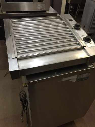 Round up hdc-30a - hot dog roller for sale