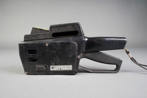 BLACK PRICEMARKER / PRICE GUN / LABEL MACHINE BY CONTACT