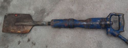 Chicago pneumatic clay digger no 31 with 6 inch  spade for sale