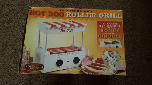 NIB Vintage Hot Dog Roller Electric Grill Hot Dog Bun Warmer with Grill Pan