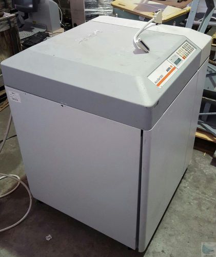Agfa accuset 1200 imagesetter 02473 powers on for sale