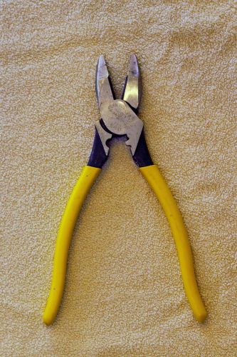 Klein Tools D2139NECR 9 Inch High Leverage Side Cutting and Crimping Plier