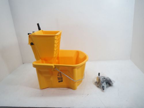 Genuine Joe Splash Guard Mop Bucket/Wringer SEE DETAILS