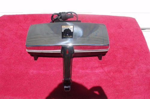 VINTAGE SUNBEAM PARTY GRILL MODEL 870. SANDWICH PANINI PRESS, VERY CLEAN.