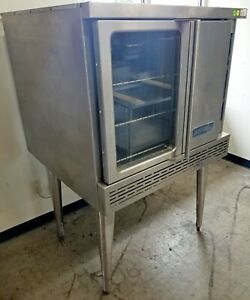 Imperial Convection Oven, Natural Gas, 3 Racks Included, 60 Minute Timer, 115v