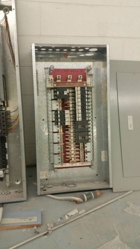 Siemens 3P4W Distriution Panel