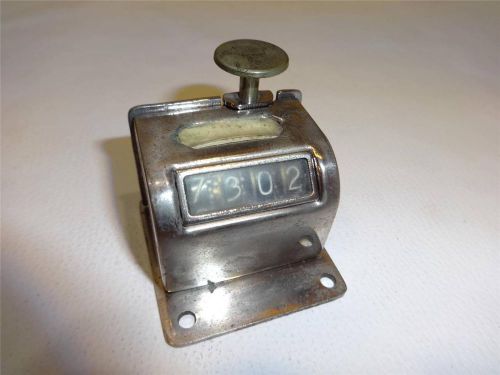 VINTAGE MECHANICAL PATRON ATTENDANCE OCCUPANCY COUNTING COUNT CLICK COUNTER