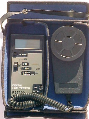 HIGH QUALITY DIGITAL LUX TESTER METER MODEL P37399 MINT IN CASE