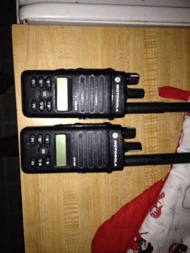 Set of Motorola xpr 3500&#039;s with charger