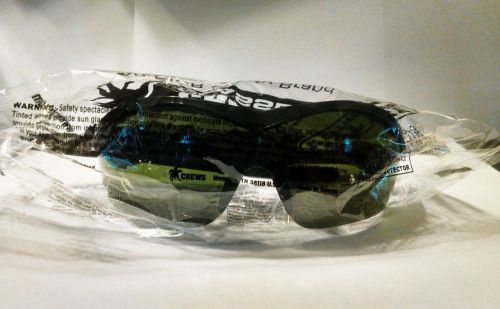 Brand new green tinted lens welding safety glasses meets r z87+ standards 107mm for sale