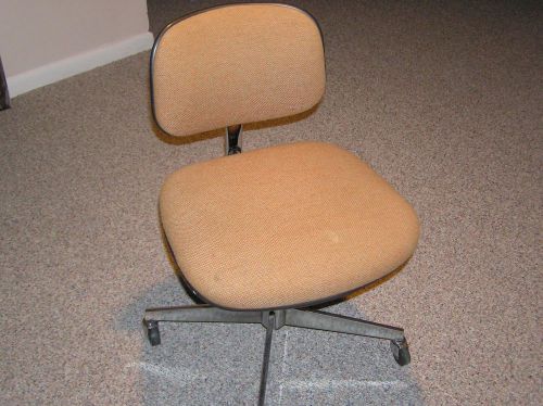 Steelcase office secretary chair 1980s chrome swivel adjustable vintage