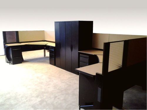 6&#039; x 6&#039; Herman Miller &#034;Passage&#034; Desking System Cubicles Work Stations Panels