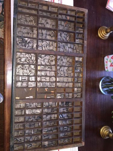 VINTAGE 14PT LETTERPRESS TYPE TRAY CONTENTS