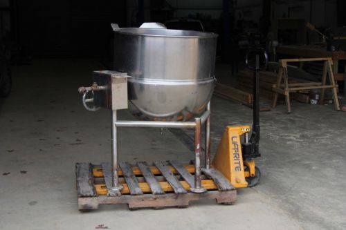 Groen D-80 steam kettle 80 gallon tilt in great shape!