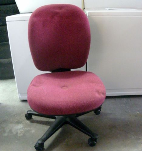 Herman Miller Ambi Office Task Chair 5 Available Very Comfortable