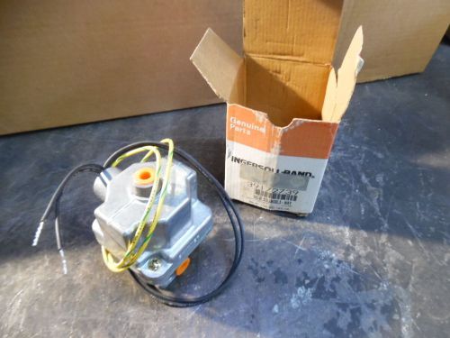 INGERSOLL RAND 3 WAY SOLENOID VALVE, 39172739, 120V, 16W, 125 PSI, NEW- IN BOX