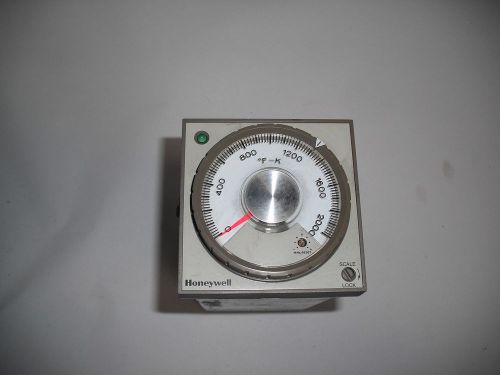 Honeywell Dialapak Temperature Controller (AV701AB111)
