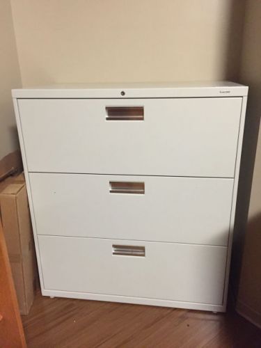 LATERAL FILE CABINET 36” HON 683L  &#034;HIGH END&#034;  3 DRAWER