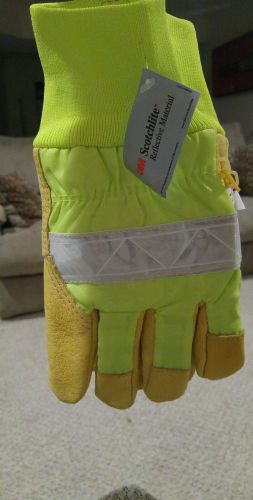 3M Scotchlite Premium Reflective Gloves, Comfort &amp; Protection - MEDIUM