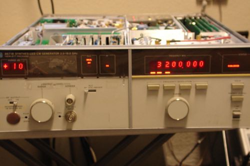 HP 8671B Synthesized CW Signal Generator 2-18Ghz FOR PARTS