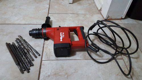 Excellent condition Hilti TE-14 Electric Rotary Hammer Drill with drill bits
