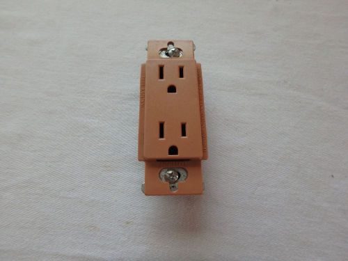 Lutron 15A Outlet Terracotta SCR-15-TC New