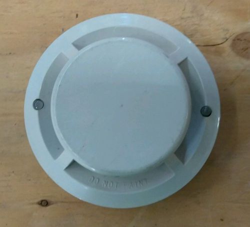 Est 2251f smoke detector head *used* made in usa for sale