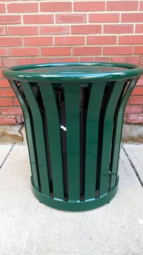 Rubbermaid commercial 24 gallon americana trash can mt22 green new for sale
