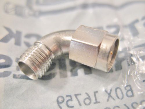 PASTERNACK SMA MALE TO SMA FEMALE RADIUS RIGHT ANGLE ADAPTER CONNECTOR
