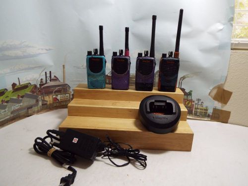 Lot of 4 mag one working a8 bpr40 uhf16ch two way radios walkie talkie pre-owned for sale