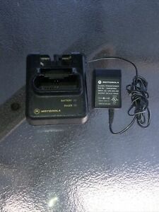 Motorola NYN8346B NYN8354B Minitor III &amp; IV 3 4 Fire EMS Pager Battery Charger