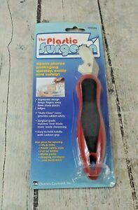 Plastic Surgeon 44500 Plastic Package Opener, Red and Black