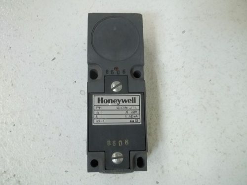 HONEYWELL 923 C11M-A7T-L LIMIT SWITCH *USED*