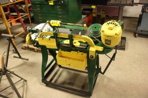 Wells  model 5m 11 x 7 horizontal bandsaw band saw iron pipe cutter machine for sale