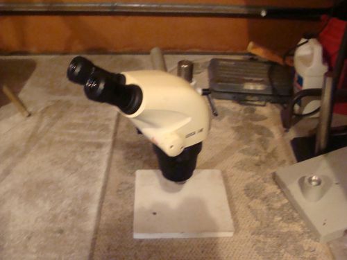 Leica S4E stereozoom Microscope 10x eyepieces Boom Stand  Very NICE
