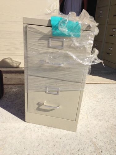TWO-DRAWER METAL FILING CABINET - PICKUP ONLY