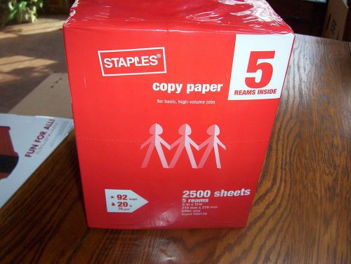 Staples 5 Reams (2500 Sheets) 8 1/2&#034; x 11&#034; Copy Paper