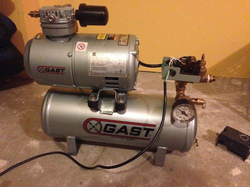 GAST 1LAA-11T-M100X Electric Air Compressor, 50 PSI, 125V, Tank Mounted