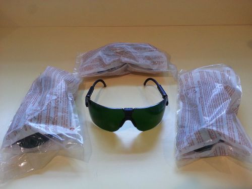 QUANTITY OF 4  AEARO GREEN TINTED POLYCARBONATE SAFETY GLASSES - SUPER PRICE