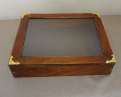 Wood Wooden Tabletop Showcase with Glass Lid and Metal Corners 15 x 11 7/8