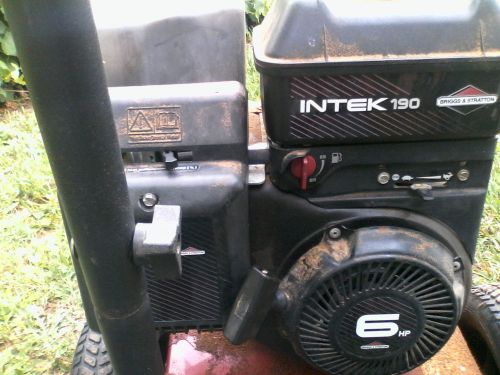 Briggs and stratton intek 190 6hp side shaft engine for sale