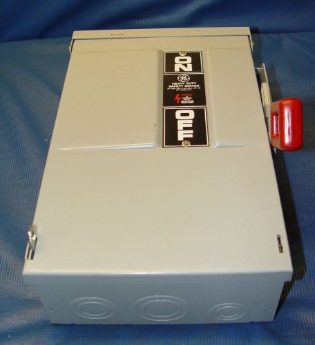 GE THN3361R 3 POLE 30 AMP 600 VOLT NON FUSED HEAVY DUTY SAFETY SWITCH MODEL 7
