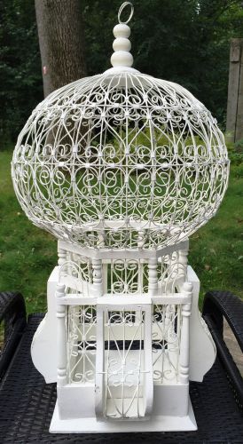 30&#034; Vtg Victorian Tunisian White French Country Shabby Chic Wire Wood Bird Cage
