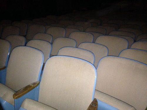 450-500 Theater Chairs - Event Chairs - Church Chairs - Wholesale Lot