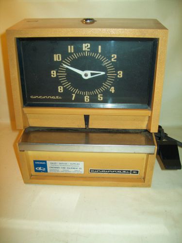 Cincinnati Punch style Time Clock with Side Lever ~Parts or Repair~ No Key