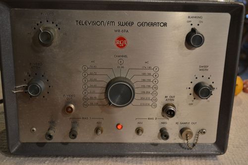 Vintage TV FM Sweep Generator WR 69 A  Manual Bar Ham Radio Amp Test  TV