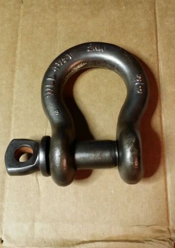 Vintage 4-1/2 ton (5,000lb.) working load limit   d-ring shackle 16mm open 5/8&#034; for sale