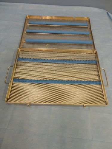 Stainless Sterilization Box Unit Tray with Locking Lid &amp; Handles