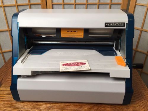 Xyron Pro 1250B Adhesive Application and Laminating System Machine, Mint Cond!