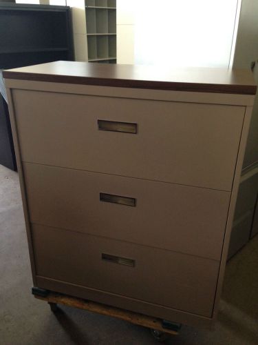 **3 DRAWER LATERAL SIZE FILE CABINET w/ TOP by STEELCASE OFFICE FURN w/LOCK&amp;KEY*